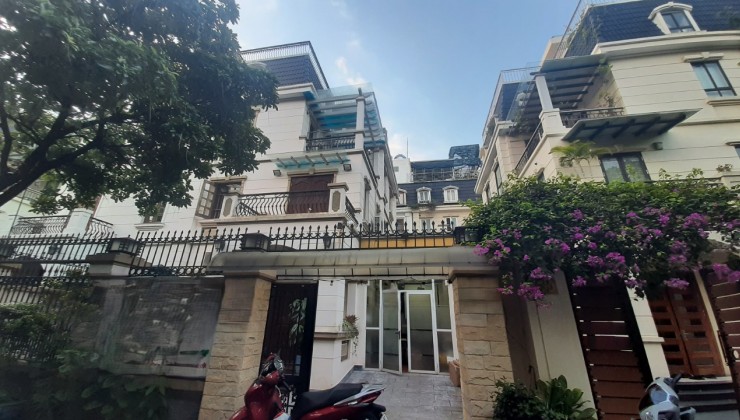 CHO THUÊ CẢ TÒA BT TÂY NAM BÁN ĐẢO LINH ĐÀM, 4 TẦNG, 180M2, 7 P, 7 WC, GIÁ 35 TR/THÁNG